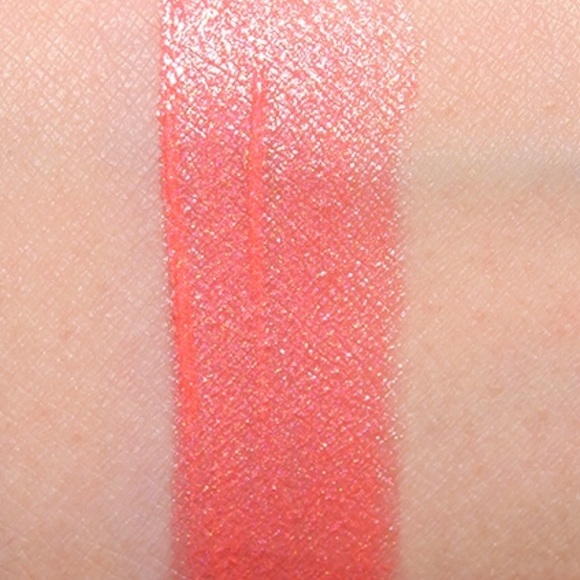Too Faced Melted Metallic Tutu Liquid Lipstick - Picture 4 of 4